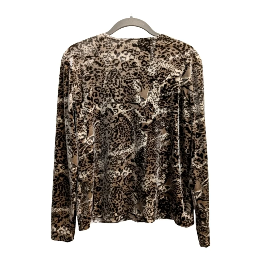 ninety petites leopard animal